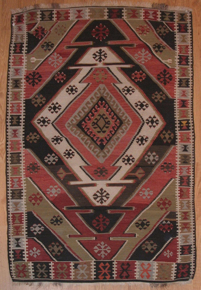 kilim 076.jpg